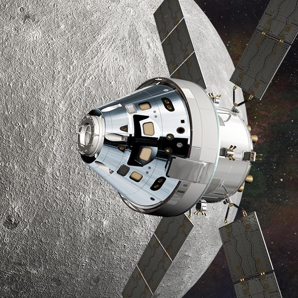 Rendering of Orion spacecraft flying above the lunar surface.